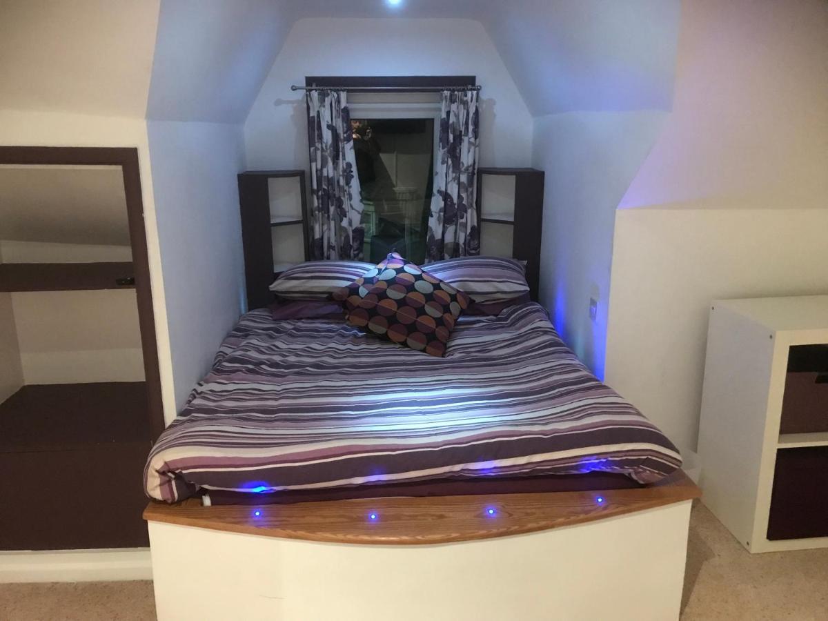 Top floor in beautiful home Weymouth Buitenkant foto